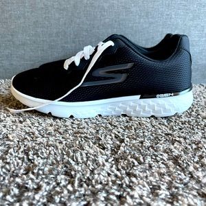 Sketchers quick fit shoes